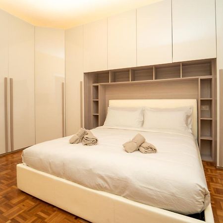 Trilocale Con Parcheggio Privato Apartment Milano Ngoại thất bức ảnh