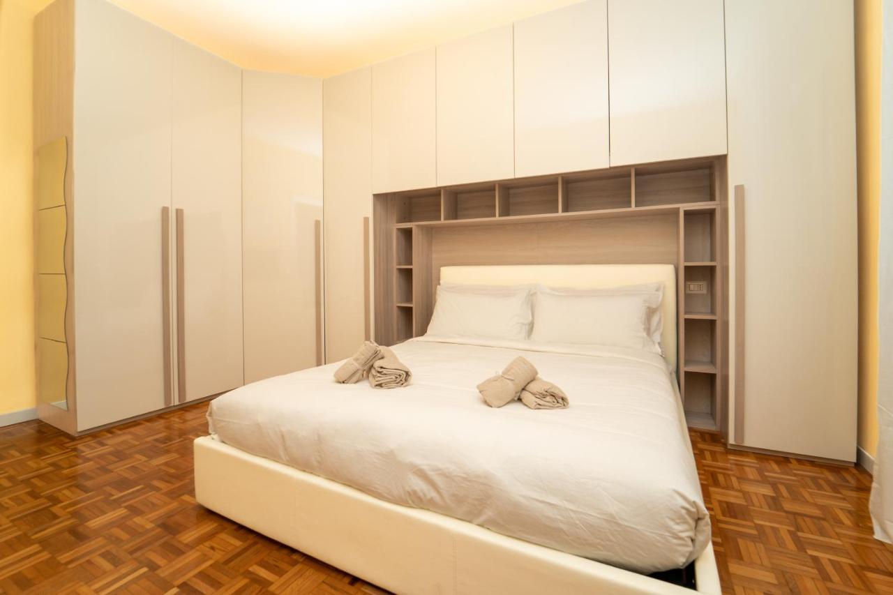 Trilocale Con Parcheggio Privato Apartment Milano Ngoại thất bức ảnh